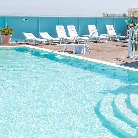 Hotel Elite Cattolica Luaran gambar