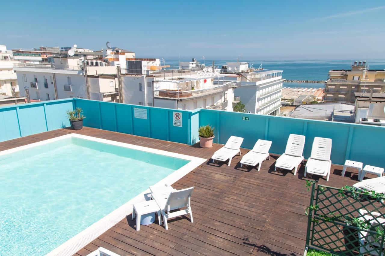 Hotel Elite Cattolica Luaran gambar