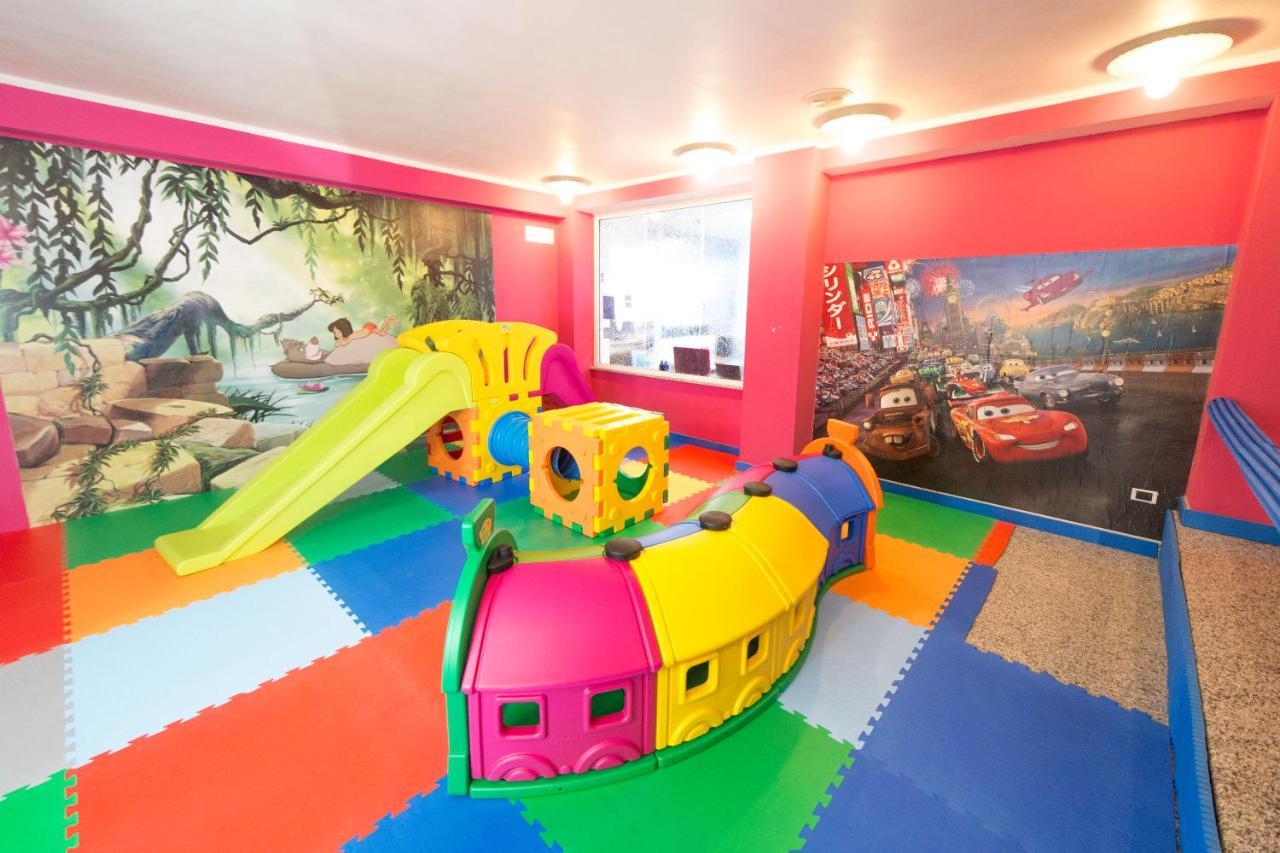 Hotel Elite Cattolica Luaran gambar
