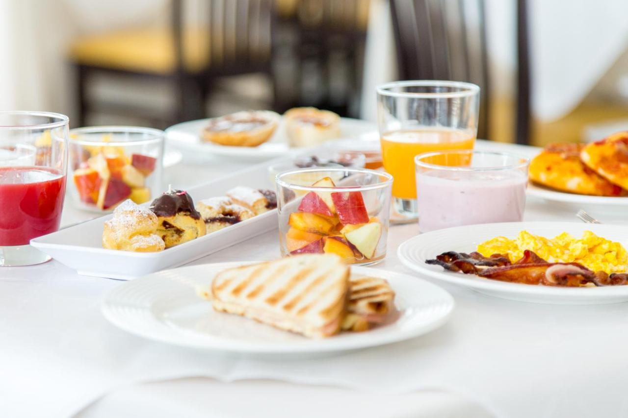 Hotel Elite Cattolica Luaran gambar