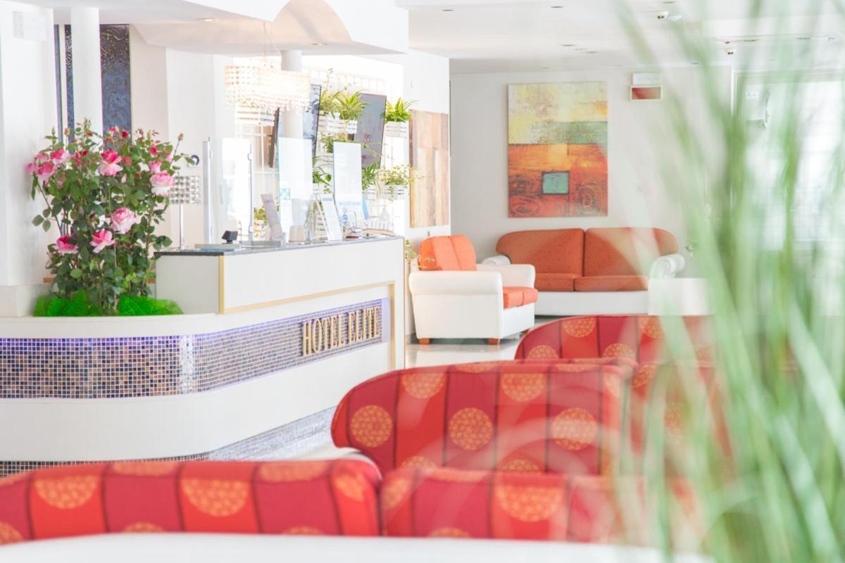 Hotel Elite Cattolica Luaran gambar