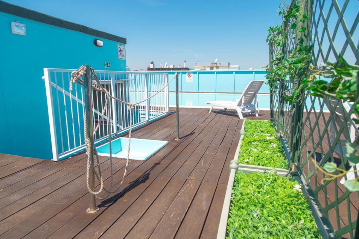 Hotel Elite Cattolica Luaran gambar